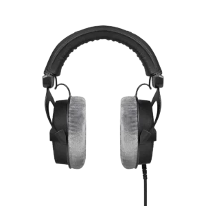 timmerdt-990-pro-black-edition-headphones-beyerdynamic-front