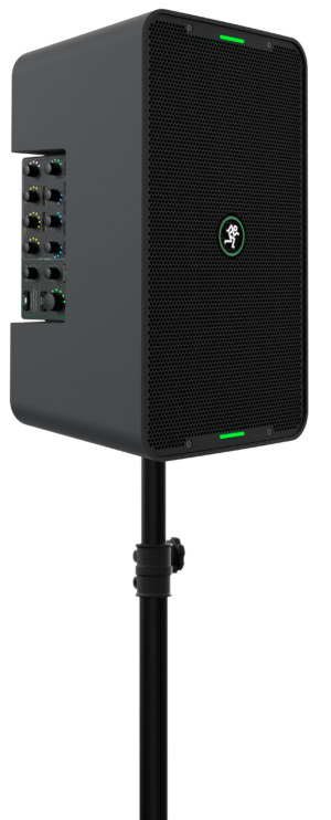 timmreShowbox_3qtrR_Pole