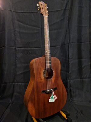 Bromo BAR1HM Rocky Mountain Volledig Massieve Dreadnought Historic Satin Incl. Gigbag