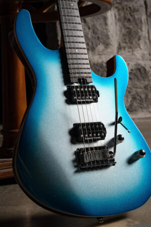 Timmercort-g-g300-glam-electric-guitar-lifestyle-2