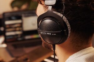 timmerDT-770-PRO-Studio-Kopfhörer-Klang-1-beyerdynamic-xl