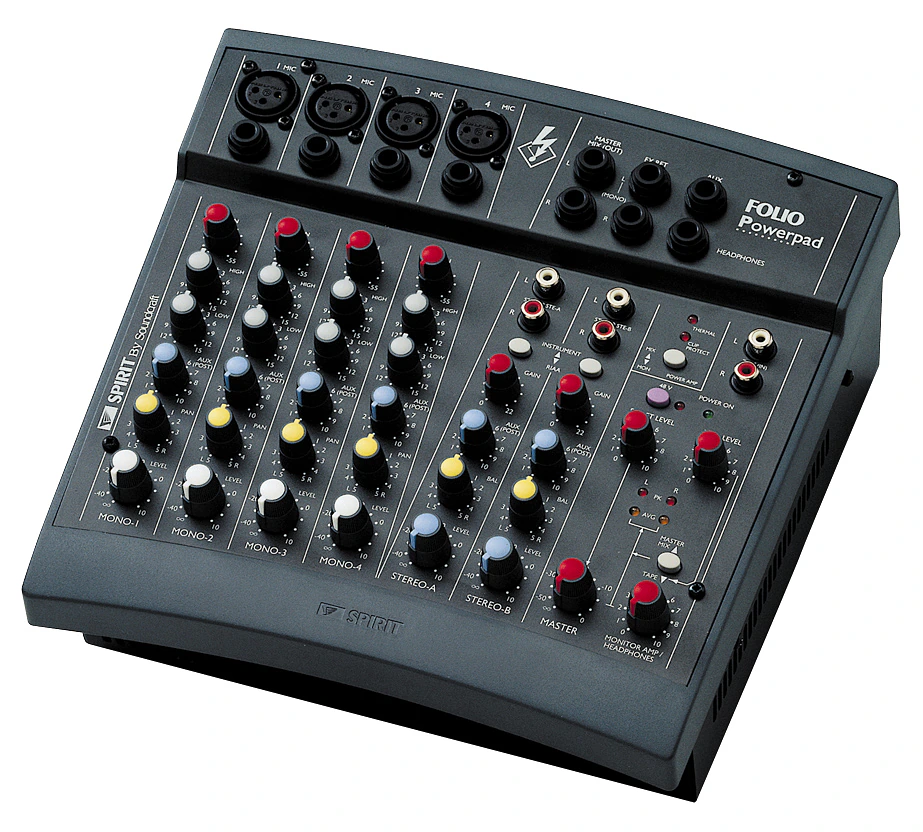 Soundcraft Spirit Powerpad Compacte 10 Kanaals 2×30 Watt Powermixer Occasion Z.G.A.N