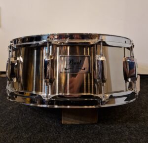 Pearl SK-614H 14 x 5,5" Brushed Chrome over Steel Snare Drum