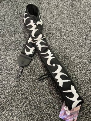 Levyspaddednylonblackwhiteaaa